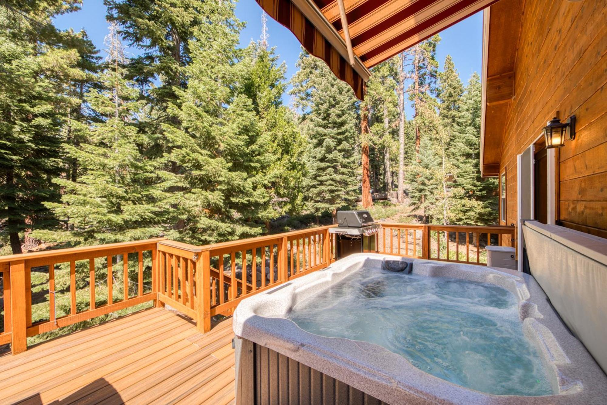 Knotty And Nice - 4Br W Private Hot Tub, Close To Lake Villa Tahoe Vista Exterior photo