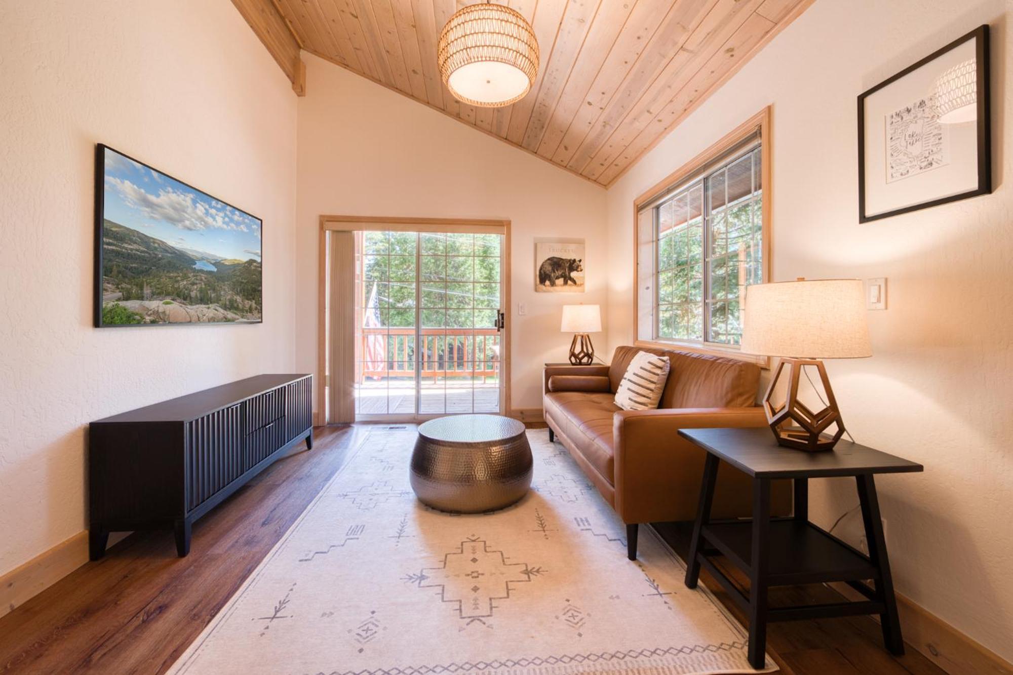 Knotty And Nice - 4Br W Private Hot Tub, Close To Lake Villa Tahoe Vista Exterior photo