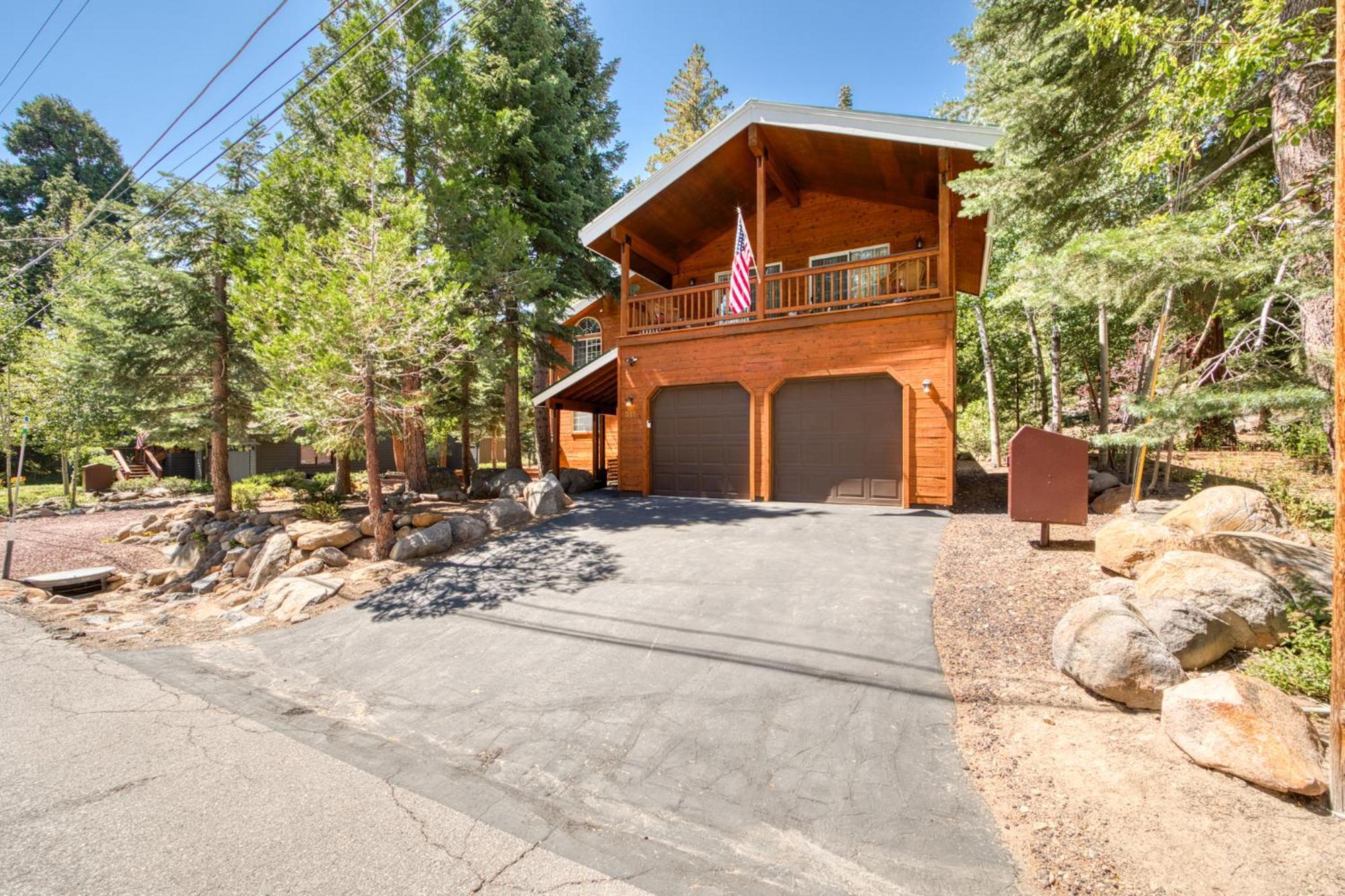 Knotty And Nice - 4Br W Private Hot Tub, Close To Lake Villa Tahoe Vista Exterior photo